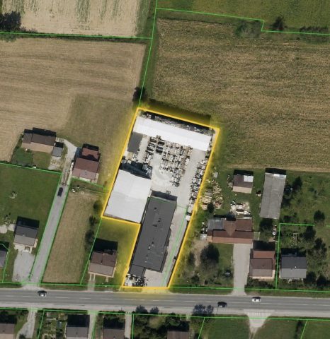 Poslovni prostor na prodaju 850 m² – Ivanić Grad