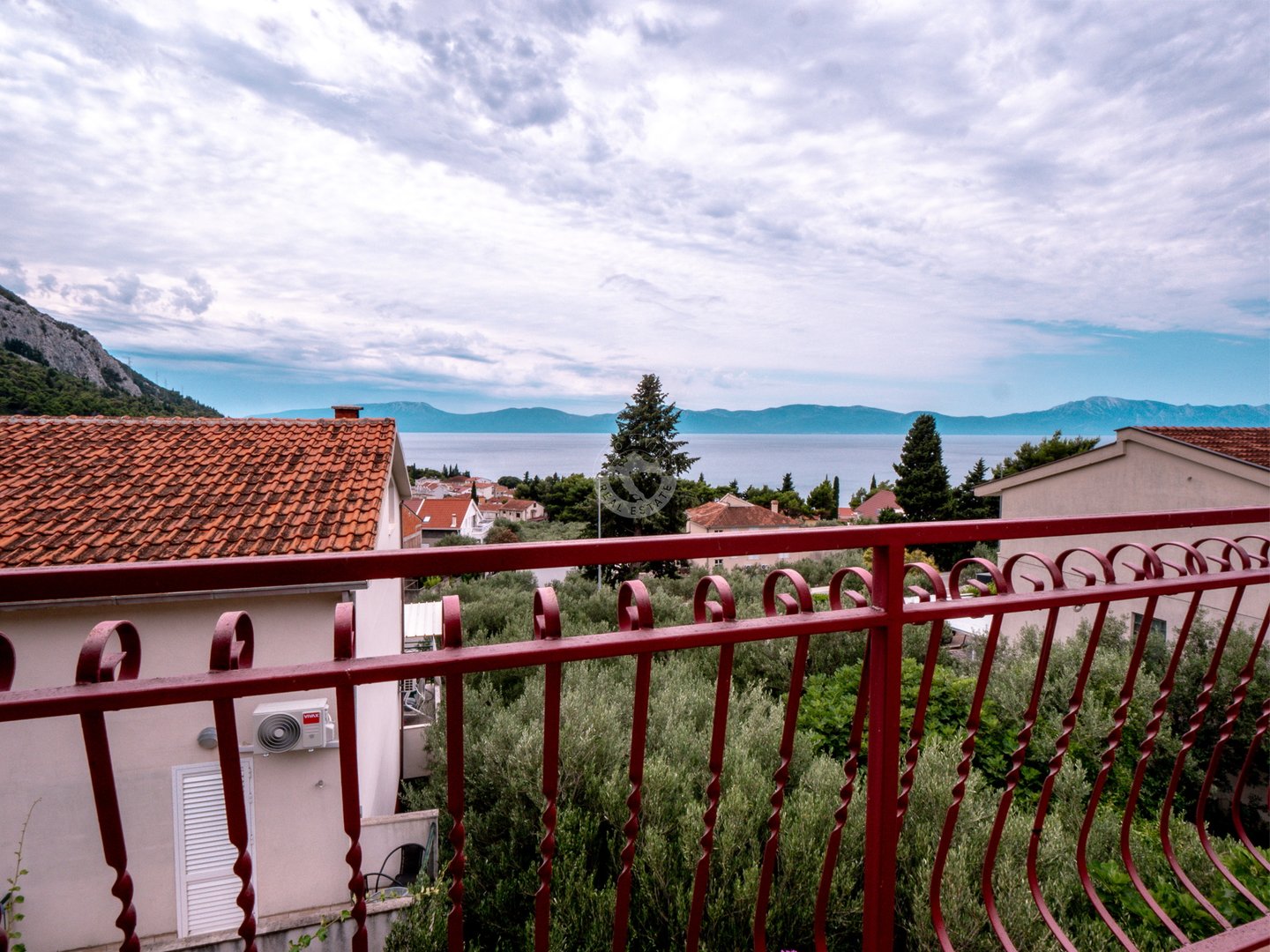 Hiša Na predaj - Splitsko-dalmatinska Podaca