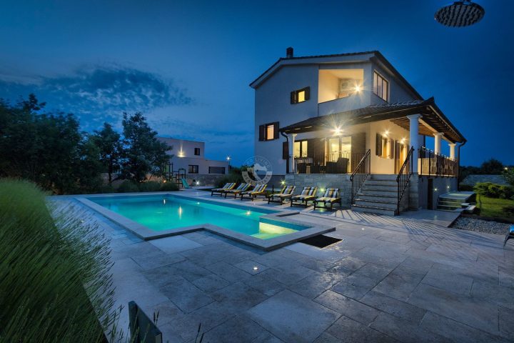 Dom na predaj 294 m² – Svetvinčenat