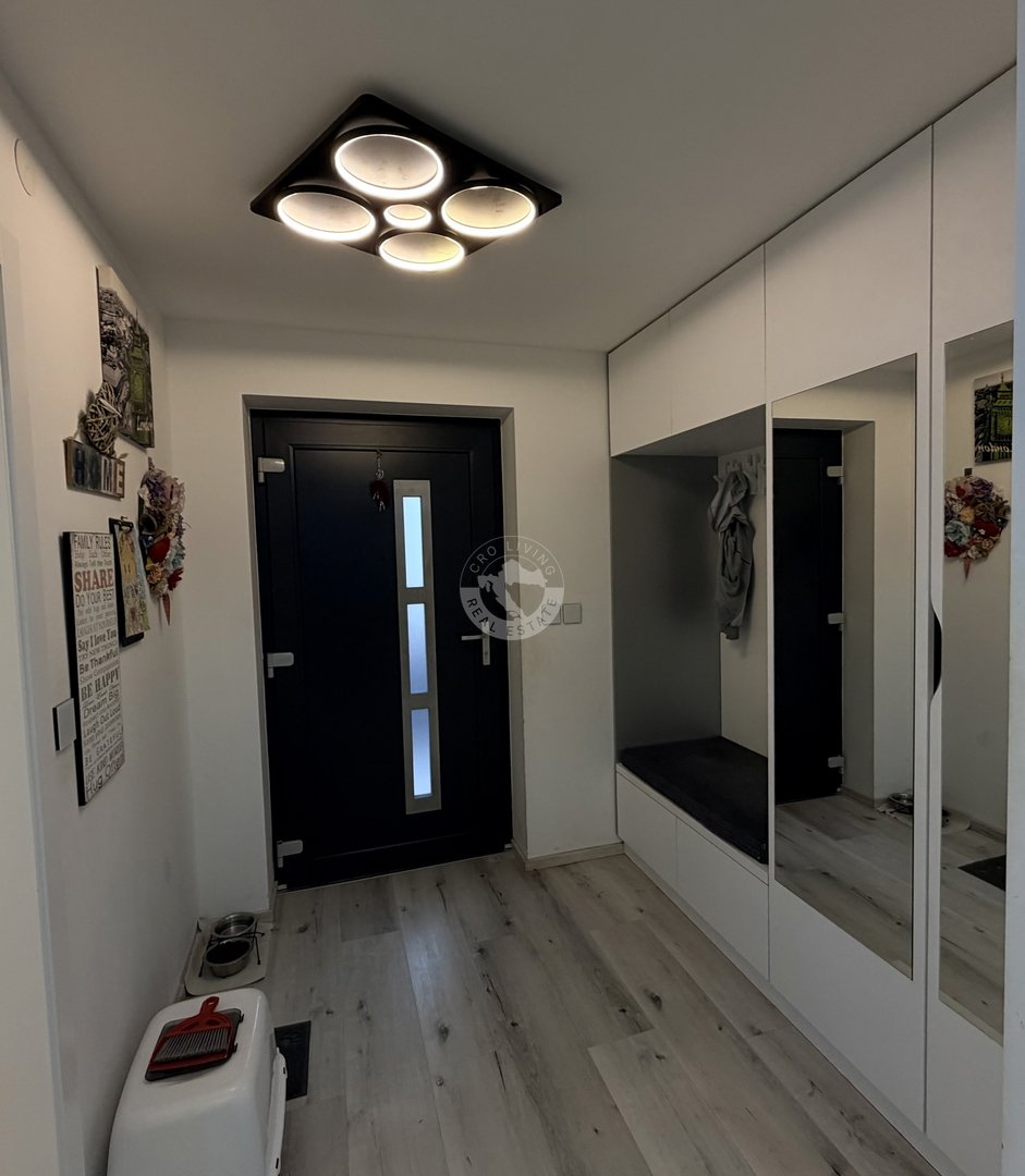 Maison À vendre - Varaždinska Banfica