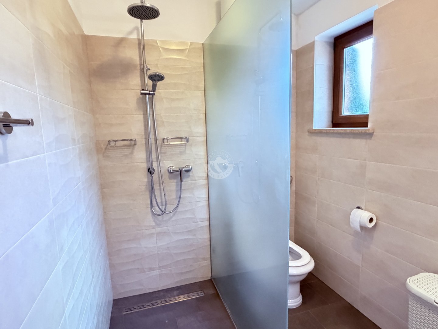 House For sale - Istarska Jasenovica