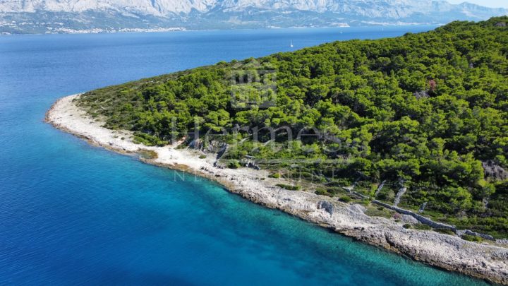 Parcela naprodaj 62456 m² – Povlja