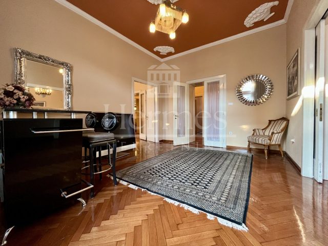 Stan na prodaju 200 m² – Donji Grad