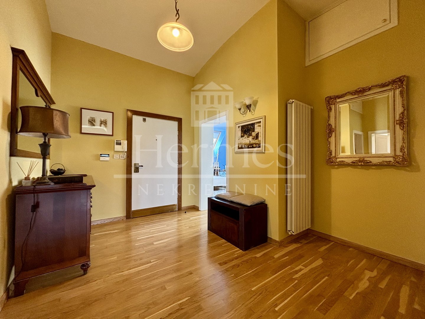 Flat For rent - Grad Zagreb Pantovčak