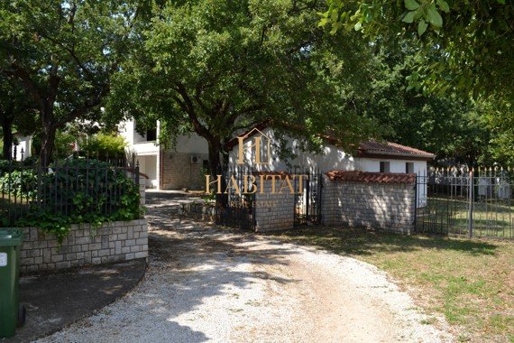 Haus Zu verkaufen - ISTARSKA CEROVLJE