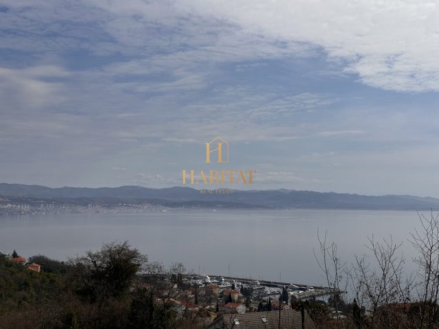 Land for sale 2368 m² – Opatija