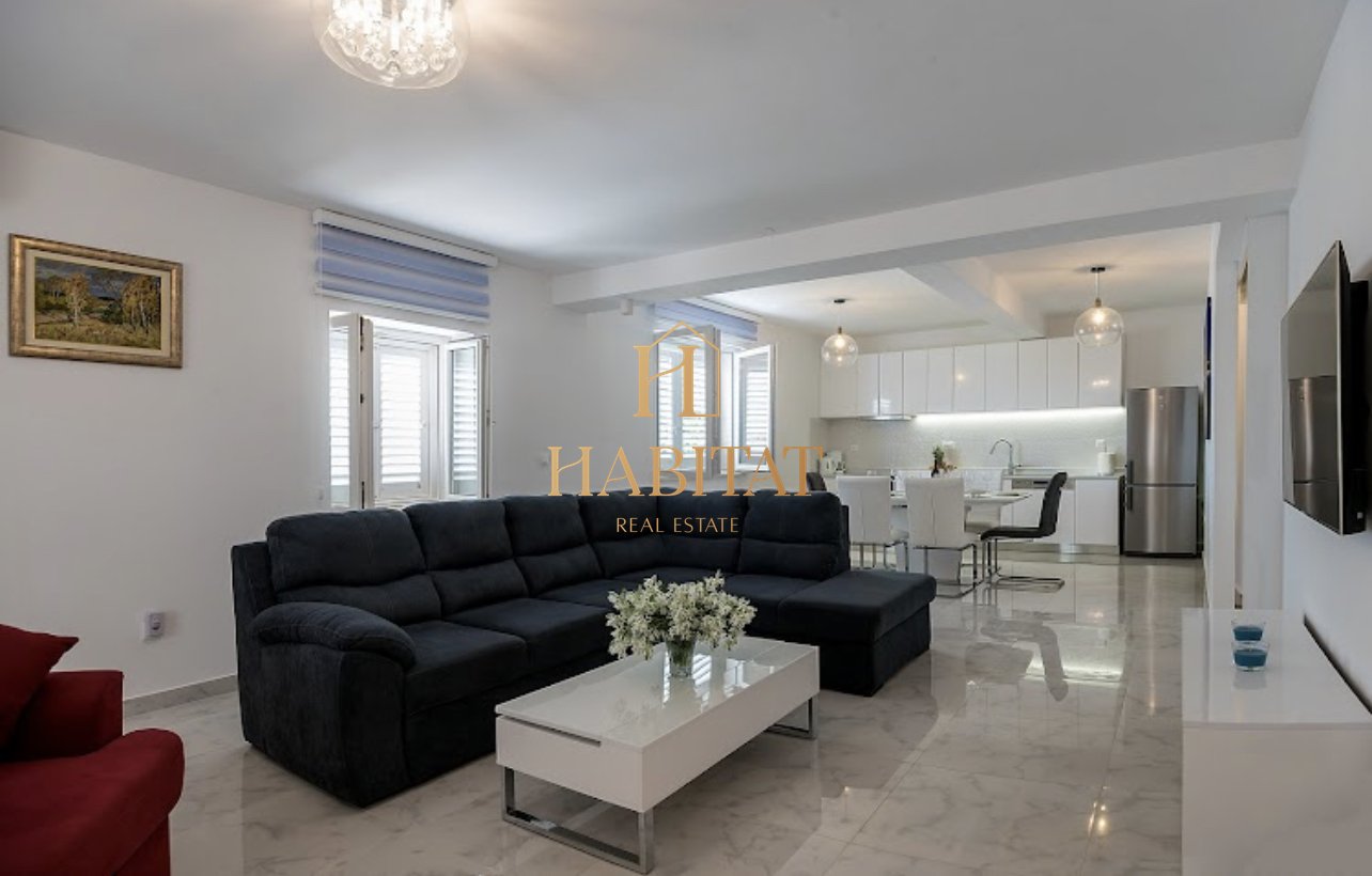 Haus Zu verkaufen - SPLITSKO-DALMATINSKA SUPETAR