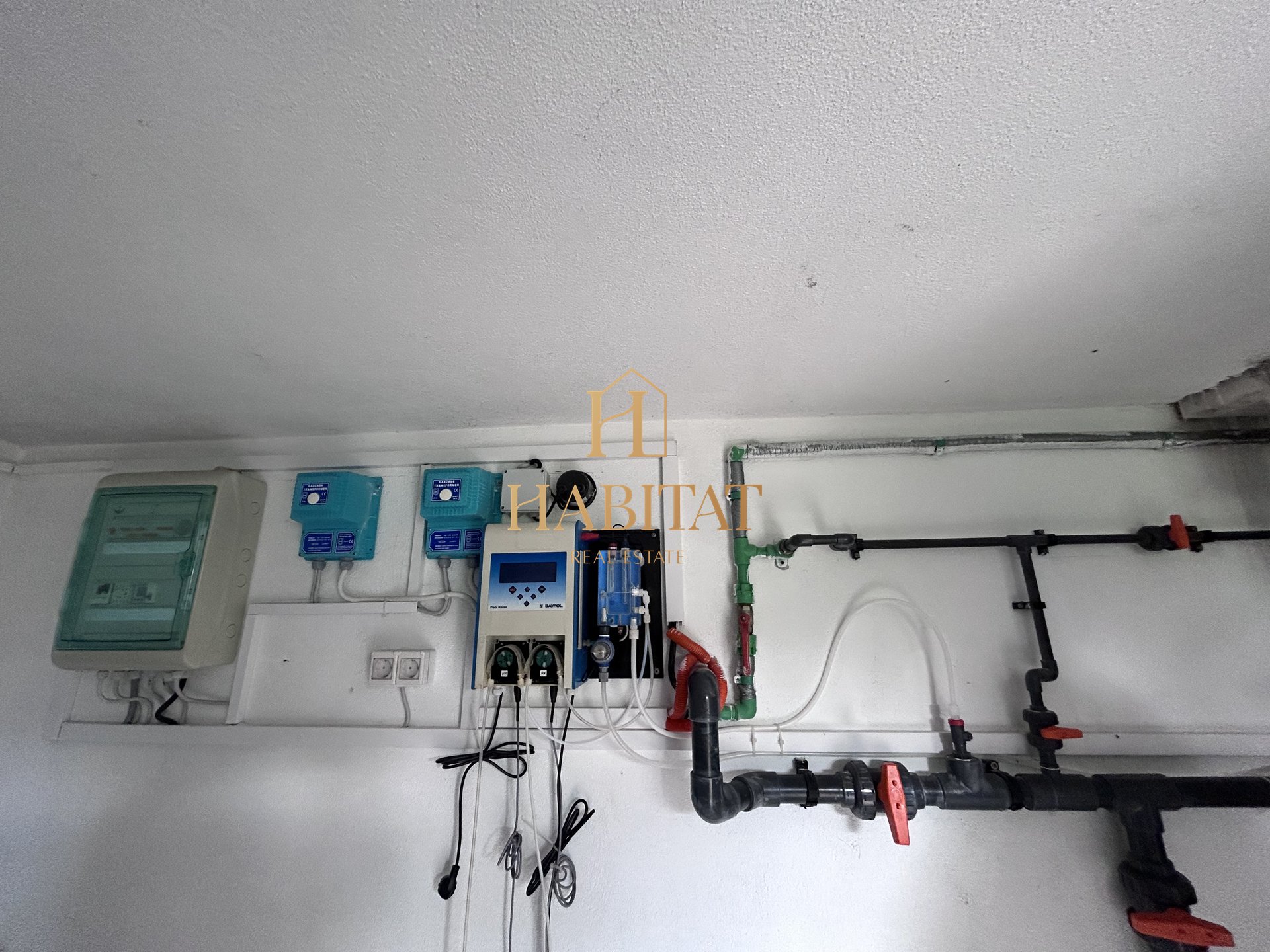Haus Zu verkaufen - SPLITSKO-DALMATINSKA SUPETAR