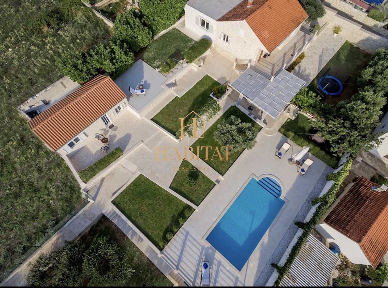 Haus Zu verkaufen - SPLITSKO-DALMATINSKA SUPETAR