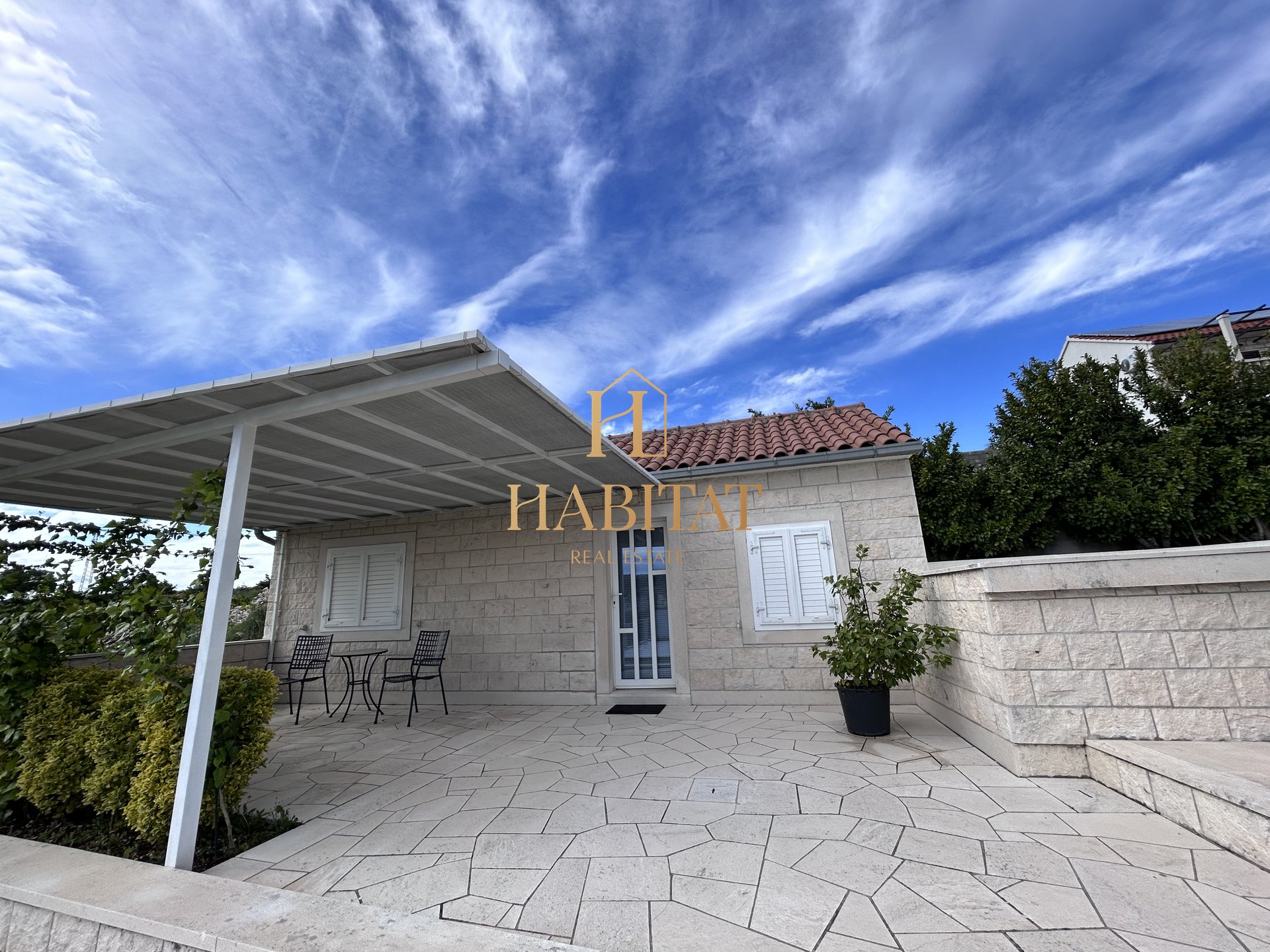 Haus Zu verkaufen - SPLITSKO-DALMATINSKA SUPETAR
