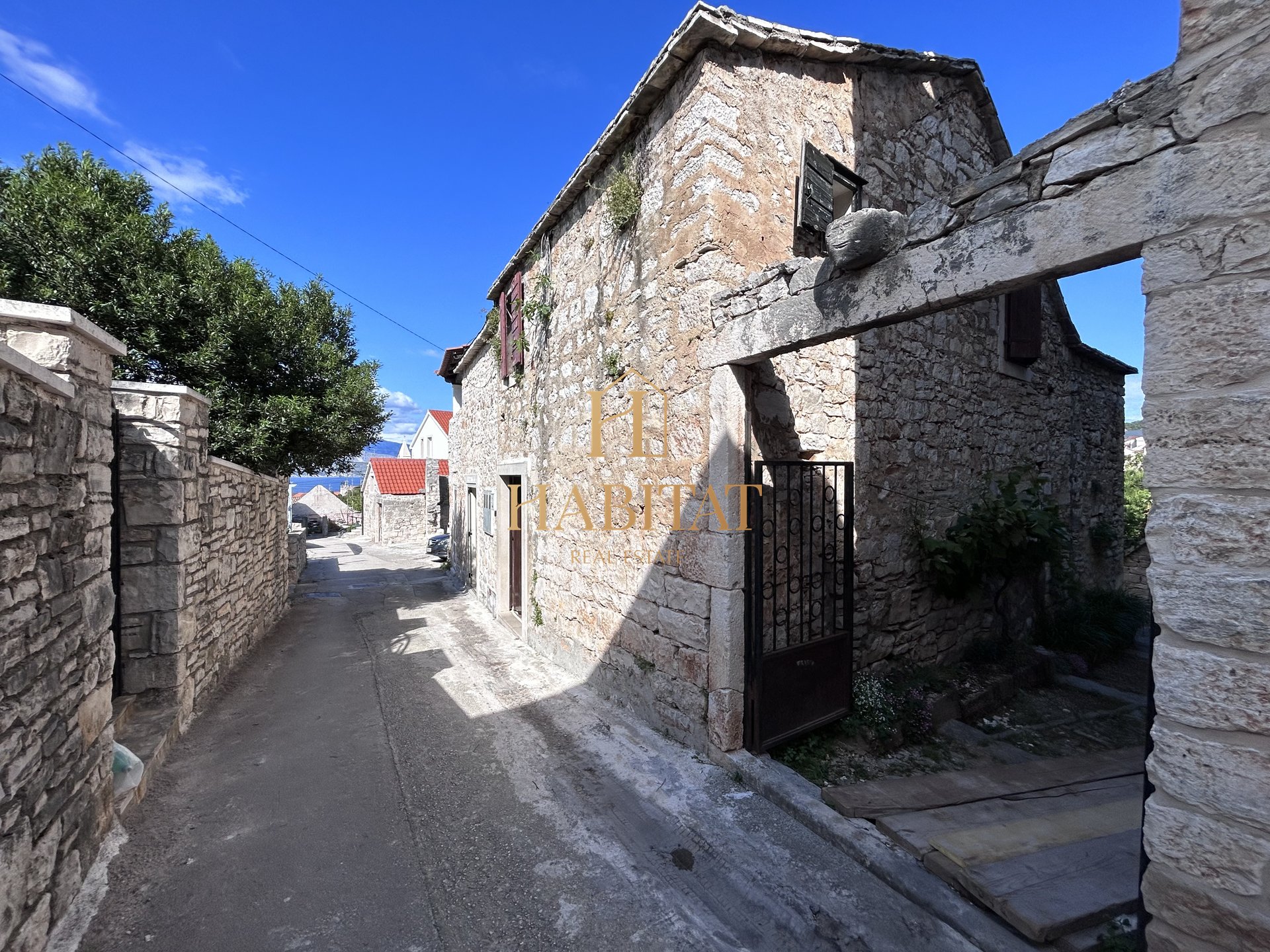 Haus Zu verkaufen - SPLITSKO-DALMATINSKA SUPETAR