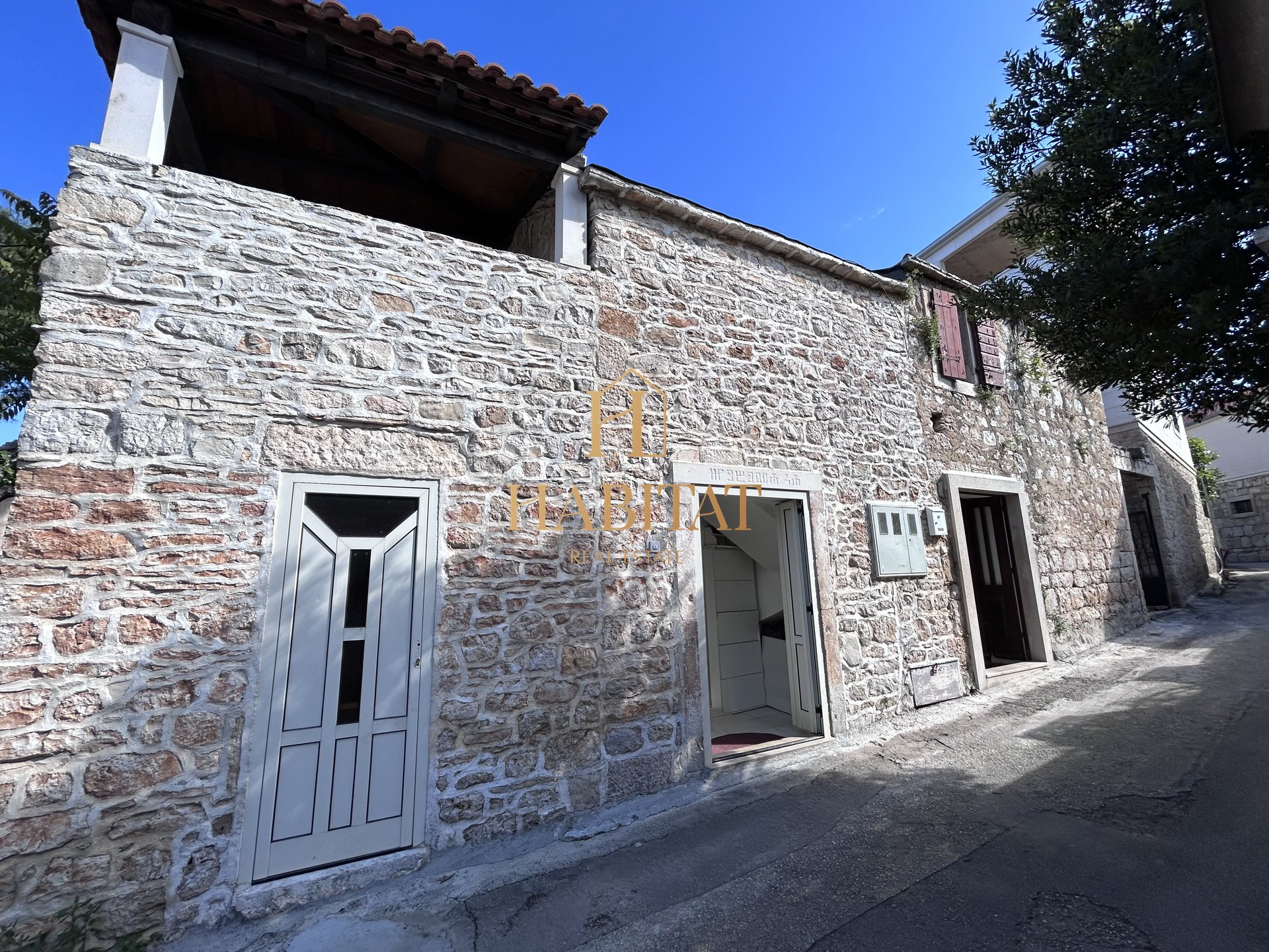 Haus Zu verkaufen - SPLITSKO-DALMATINSKA SUPETAR