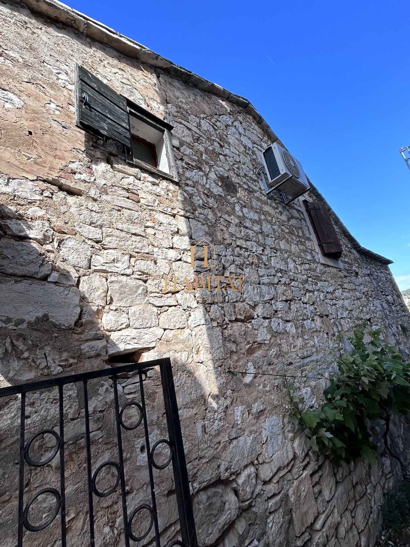 Haus Zu verkaufen - SPLITSKO-DALMATINSKA SUPETAR
