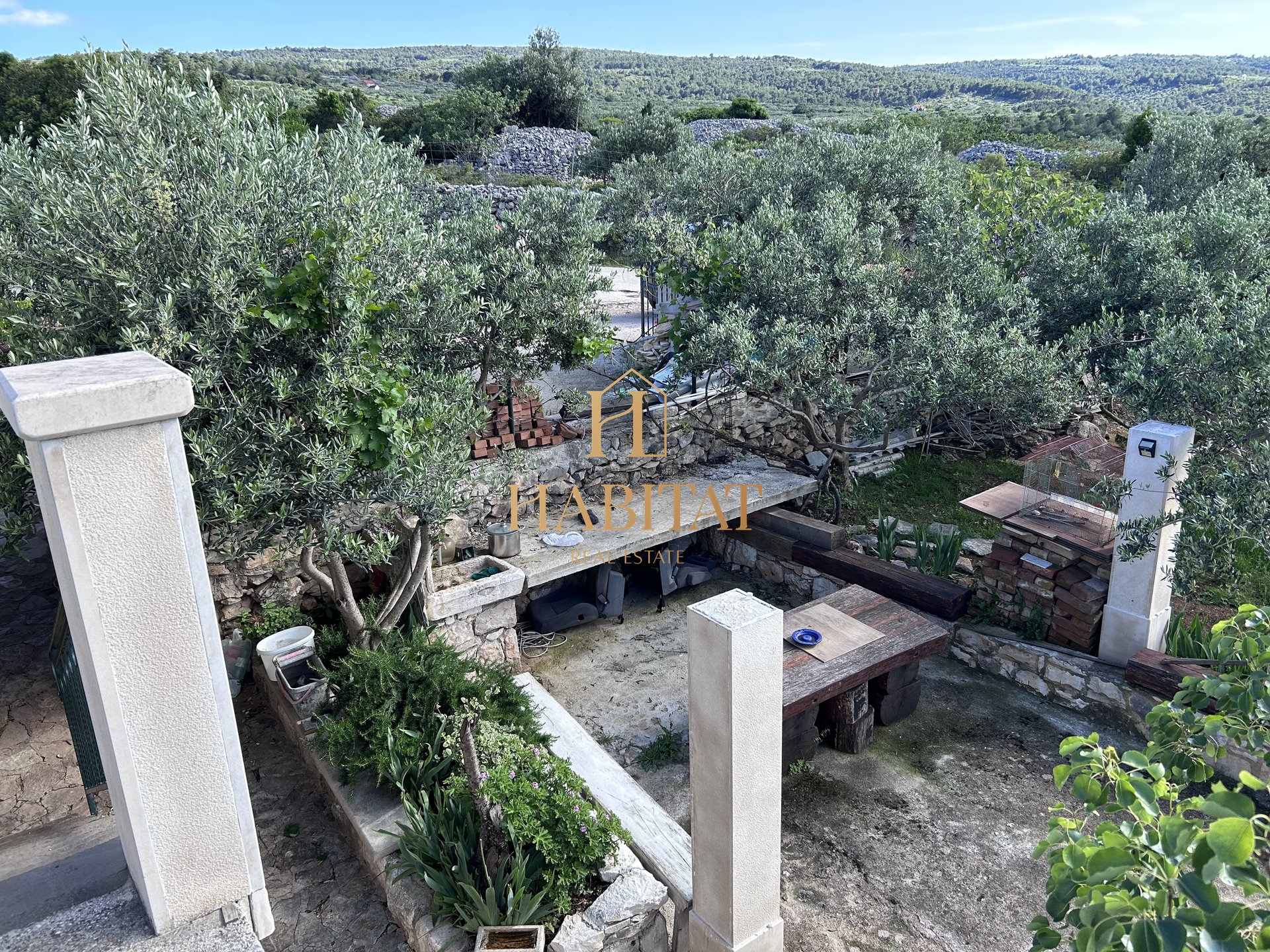 Hiša Na predaj - SPLITSKO-DALMATINSKA SUPETAR