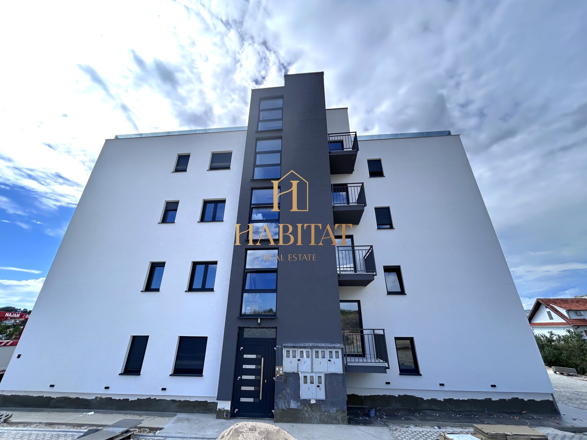 Stan Na prodaju - SPLITSKO-DALMATINSKA OKRUG