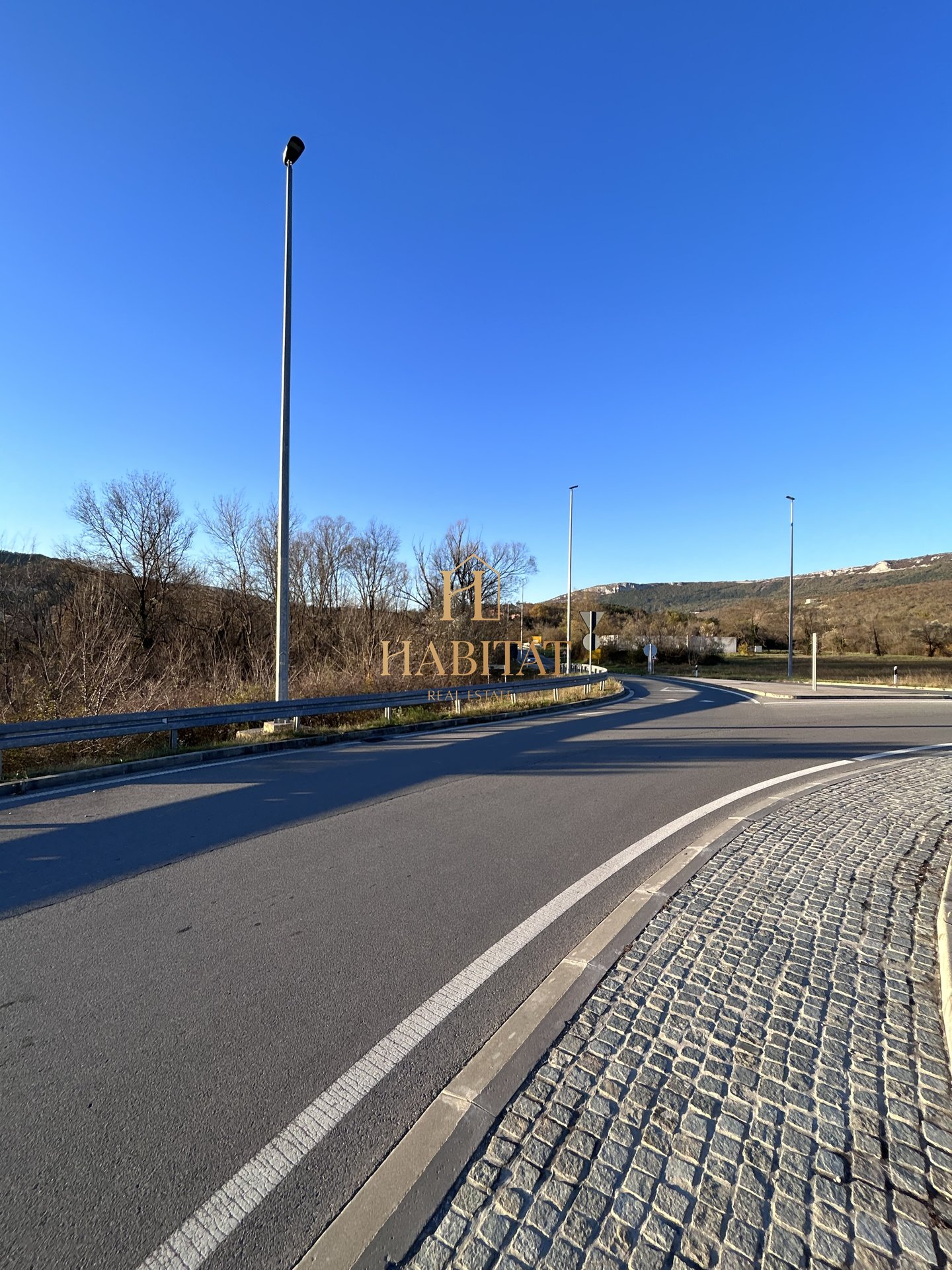 Land For sale - ISTARSKA BUZET