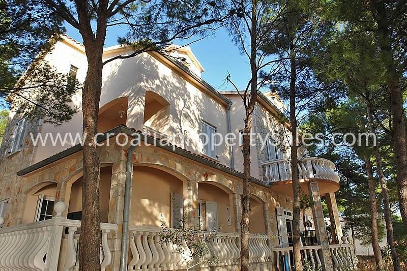 Dom Na sprzedaż - SPLITSKO-DALMATINSKA  HVAR 
