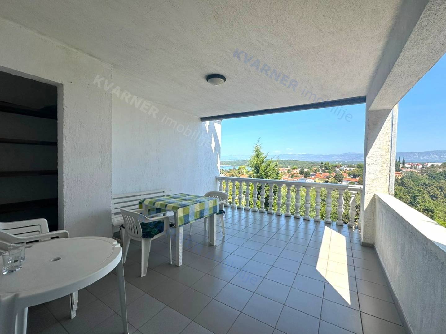 Haus Zu verkaufen -  Njivice