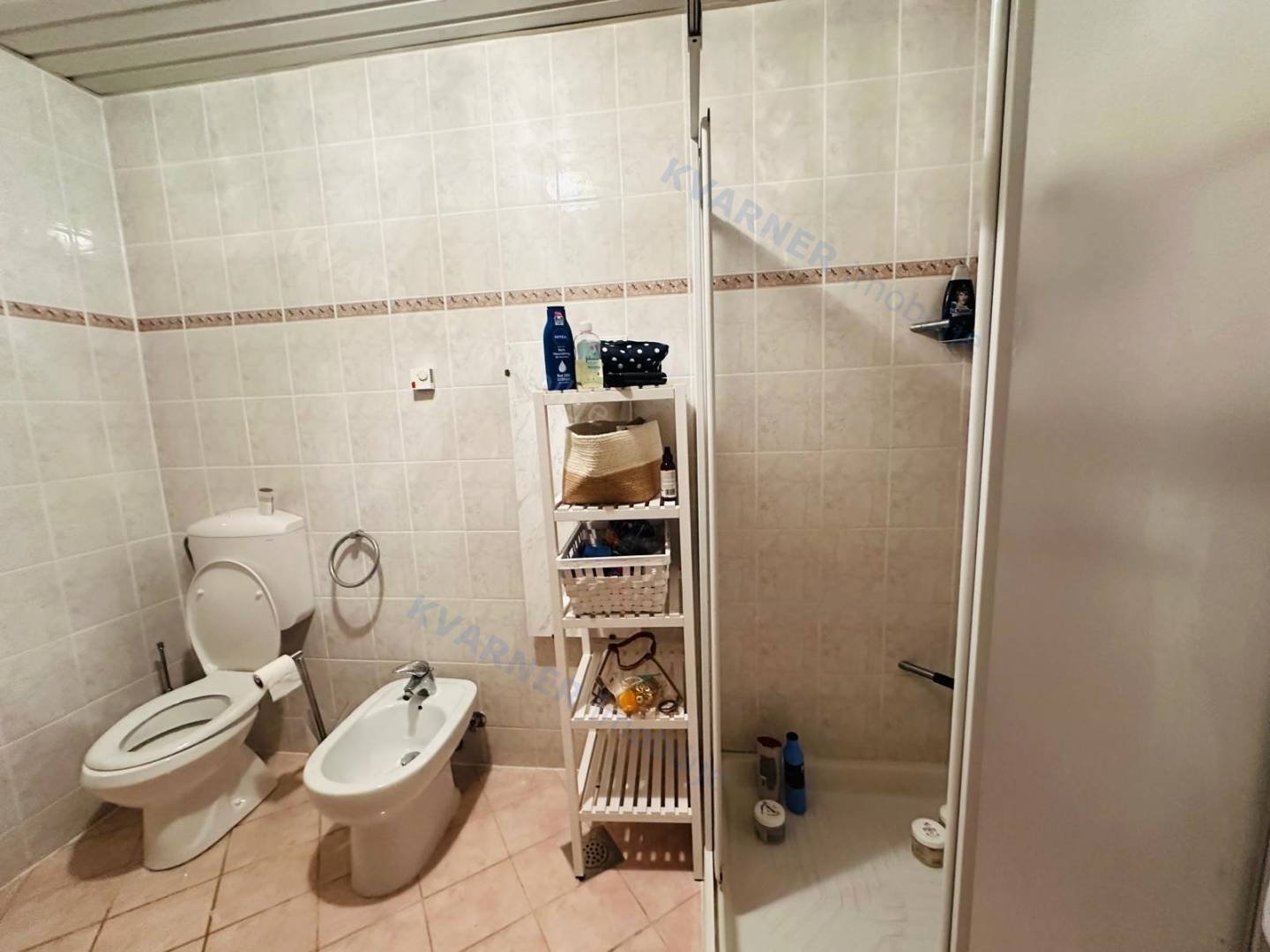 Haus Zu verkaufen -  Njivice