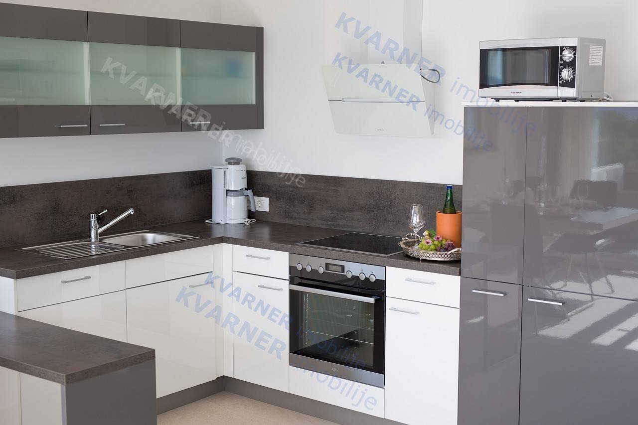 Apartma Na predaj -  Grad Krk