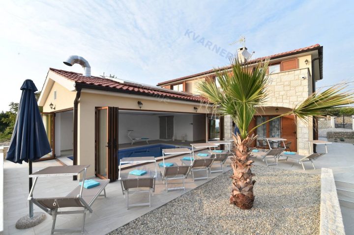 Casa in vendita 350 m² – Grad Krk