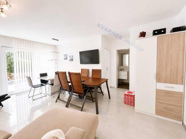 Apartmán Na predaj - Njivice - foto 5/14