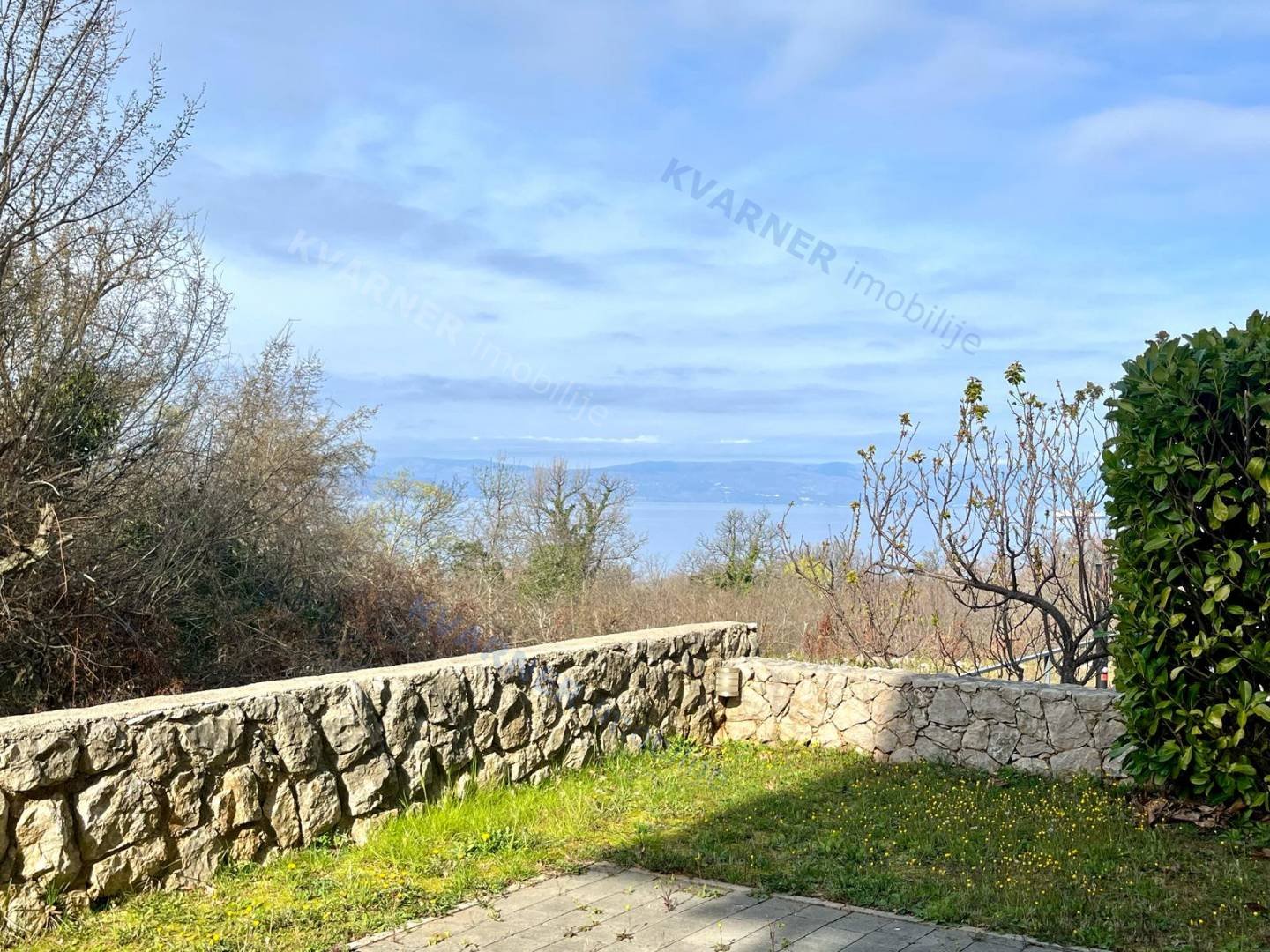 Apartmán Na predaj -  Njivice