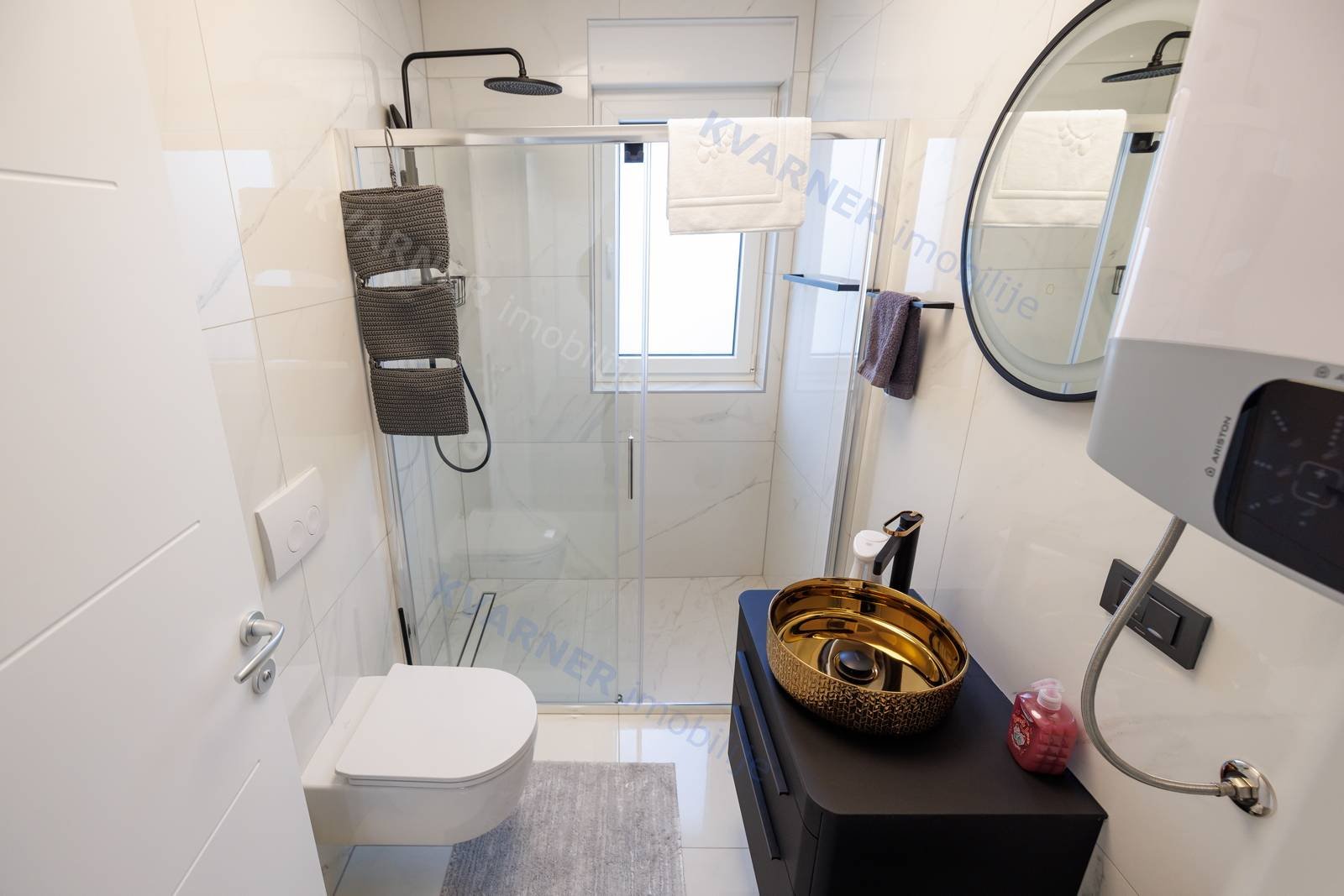 Apartmán Na prodej -  Njivice