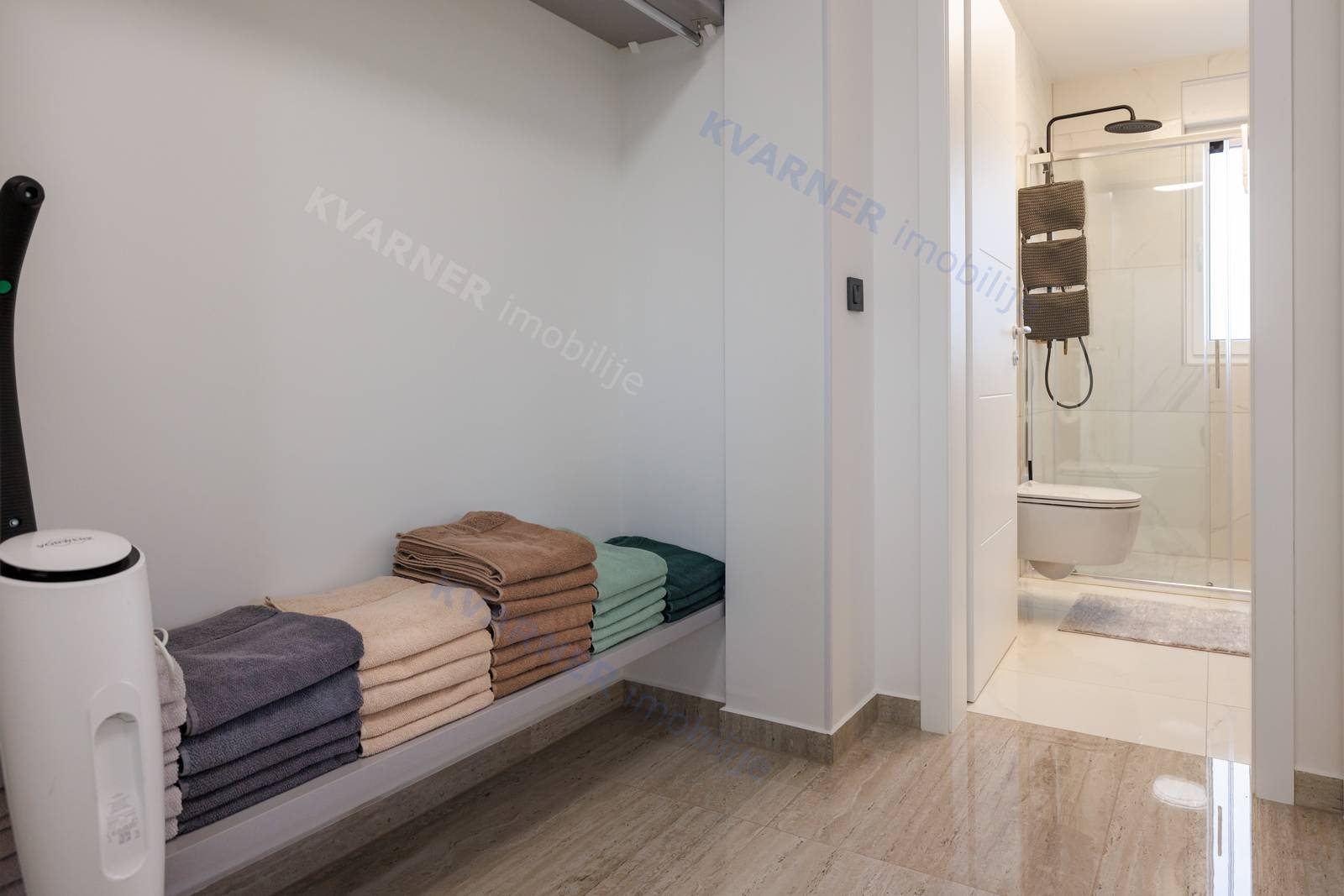 Apartmán Na prodej -  Njivice