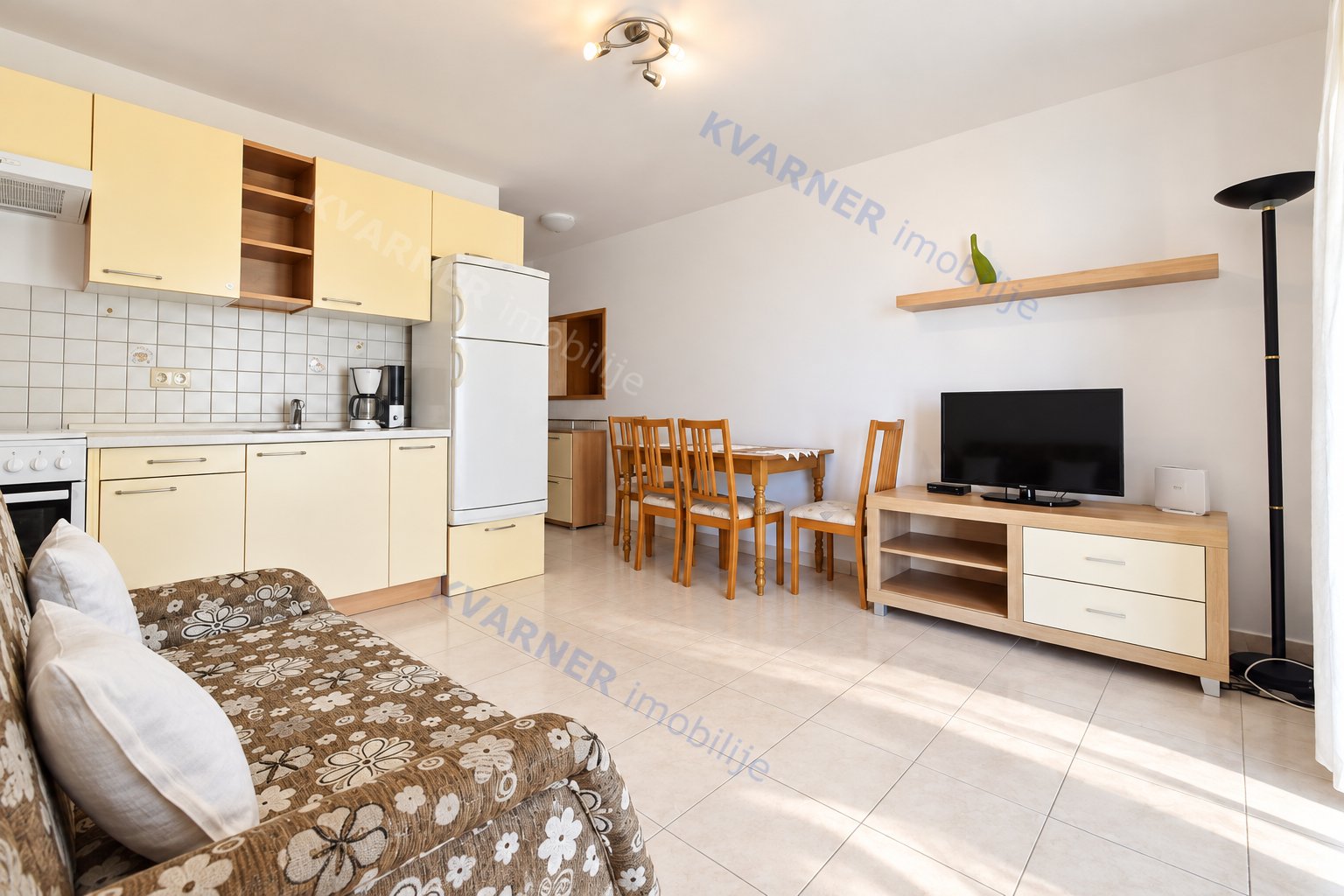 Haus Zu verkaufen -  Njivice