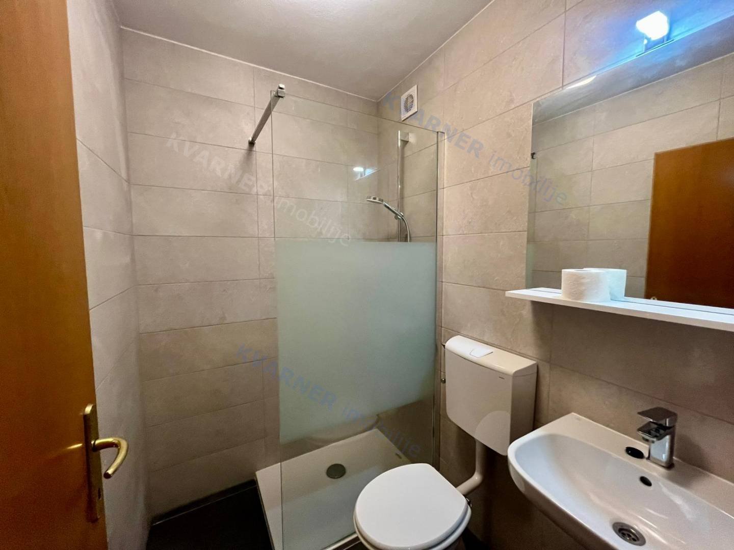 Flat For sale - Primorsko-goranska Baška