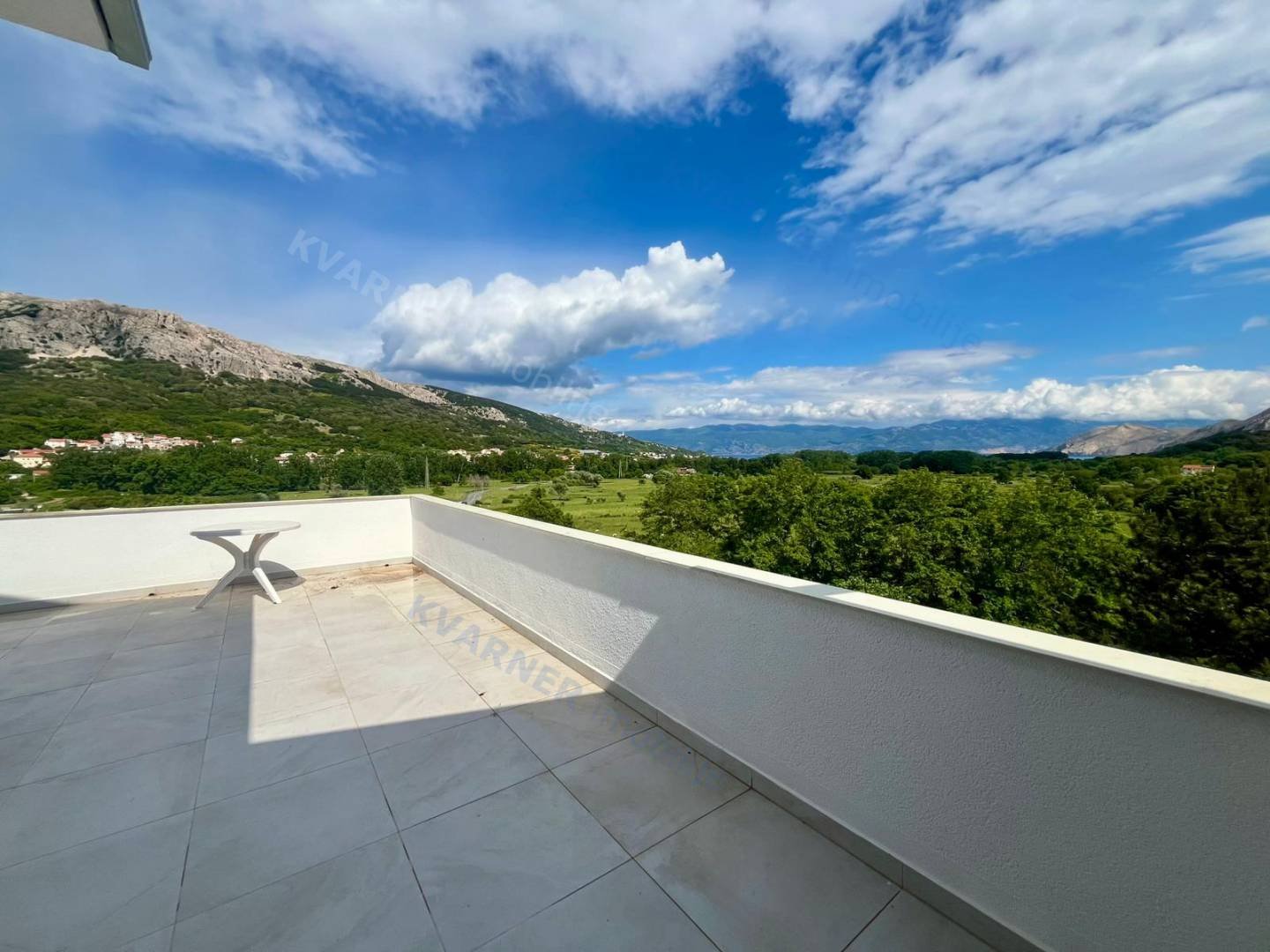 Flat For sale - Primorsko-goranska Baška