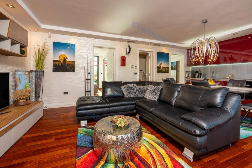 Flat For sale - Primorsko-goranska Malinska