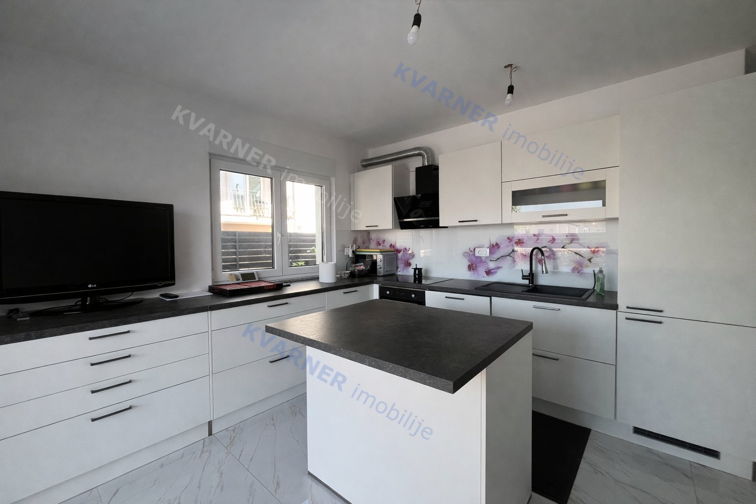 House For sale - Primorsko-goranska Malinska