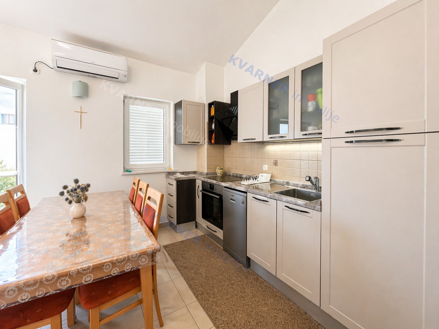 Apartment Zu verkaufen - Primorsko-goranska Malinska - foto 1/8