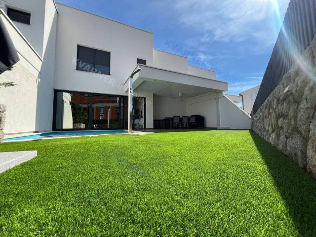 Casa in vendita 112 m² – Grad Krk