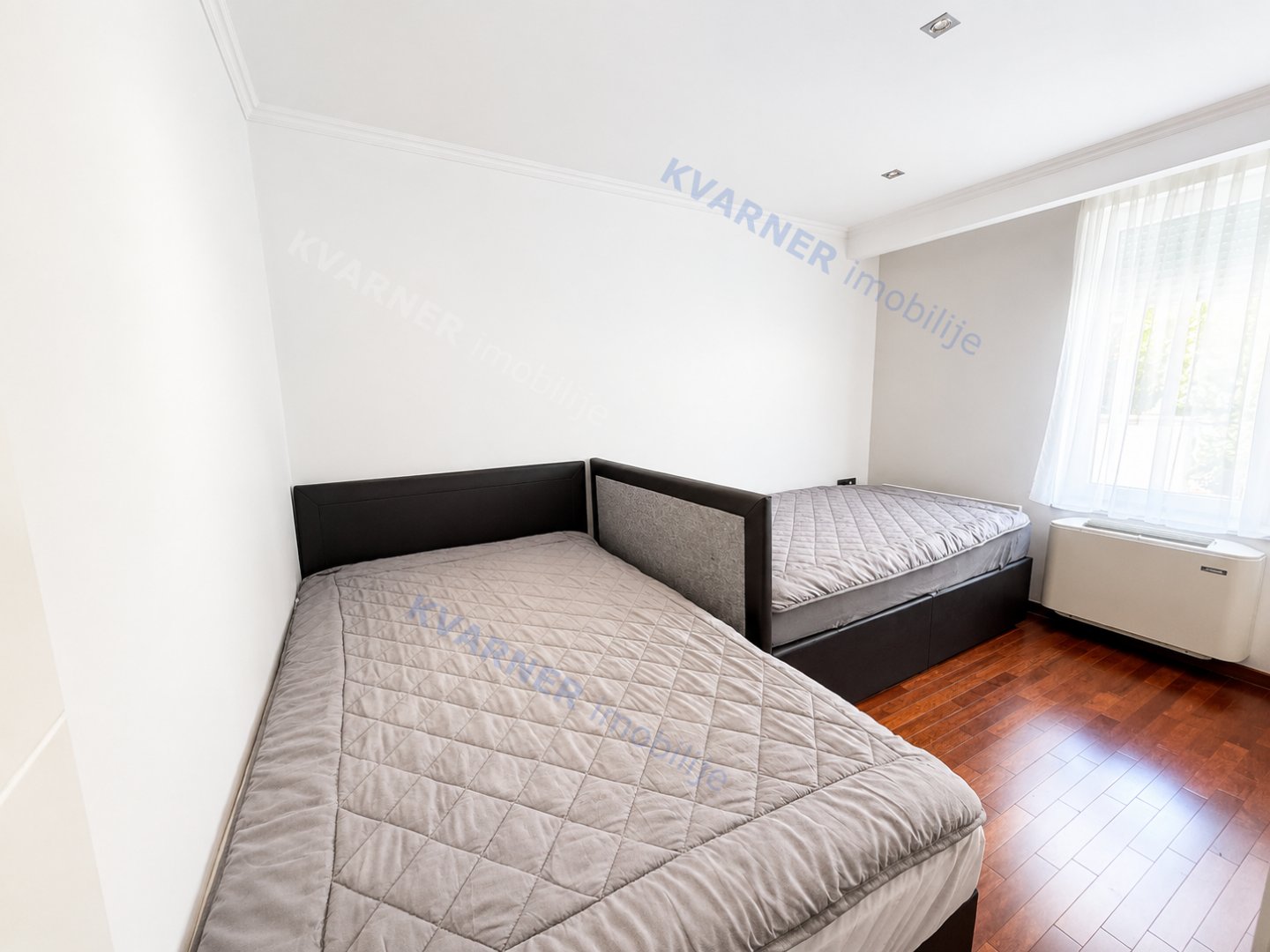 Flat For sale -  Njivice