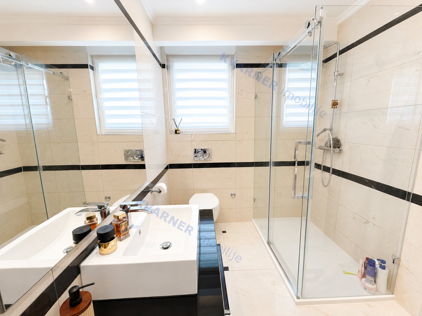 Flat For sale -  Njivice