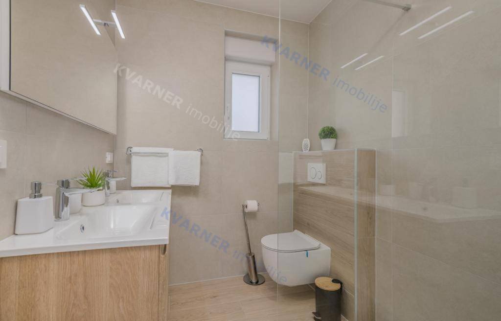 House For sale - Primorsko-goranska Malinska