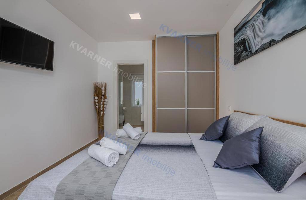 House For sale - Primorsko-goranska Malinska