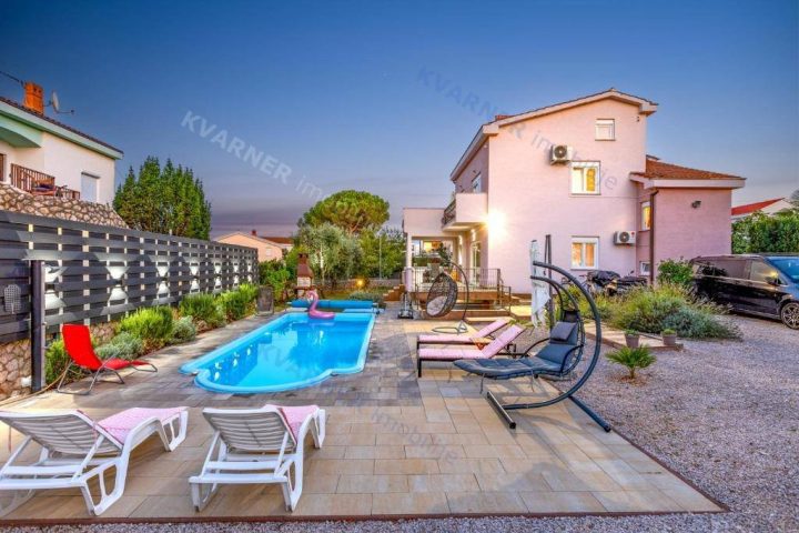 House for sale 265 m² – Malinska
