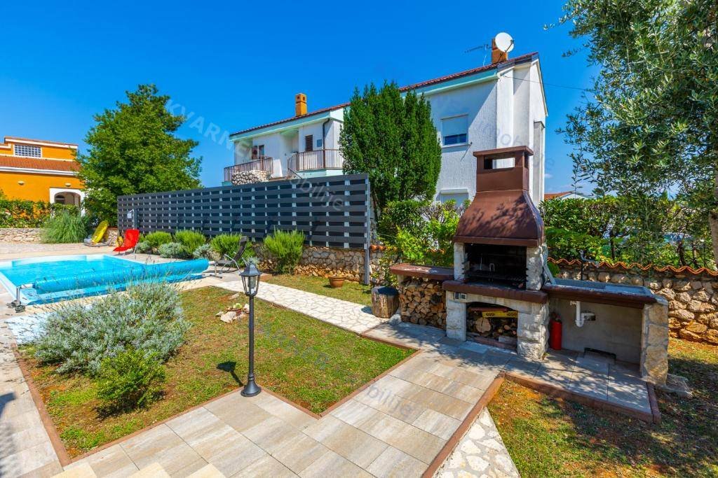 Haus Zu verkaufen - Primorsko-goranska Malinska
