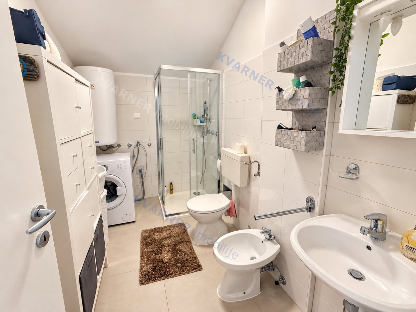 Apartma Naprodaj -  Njivice