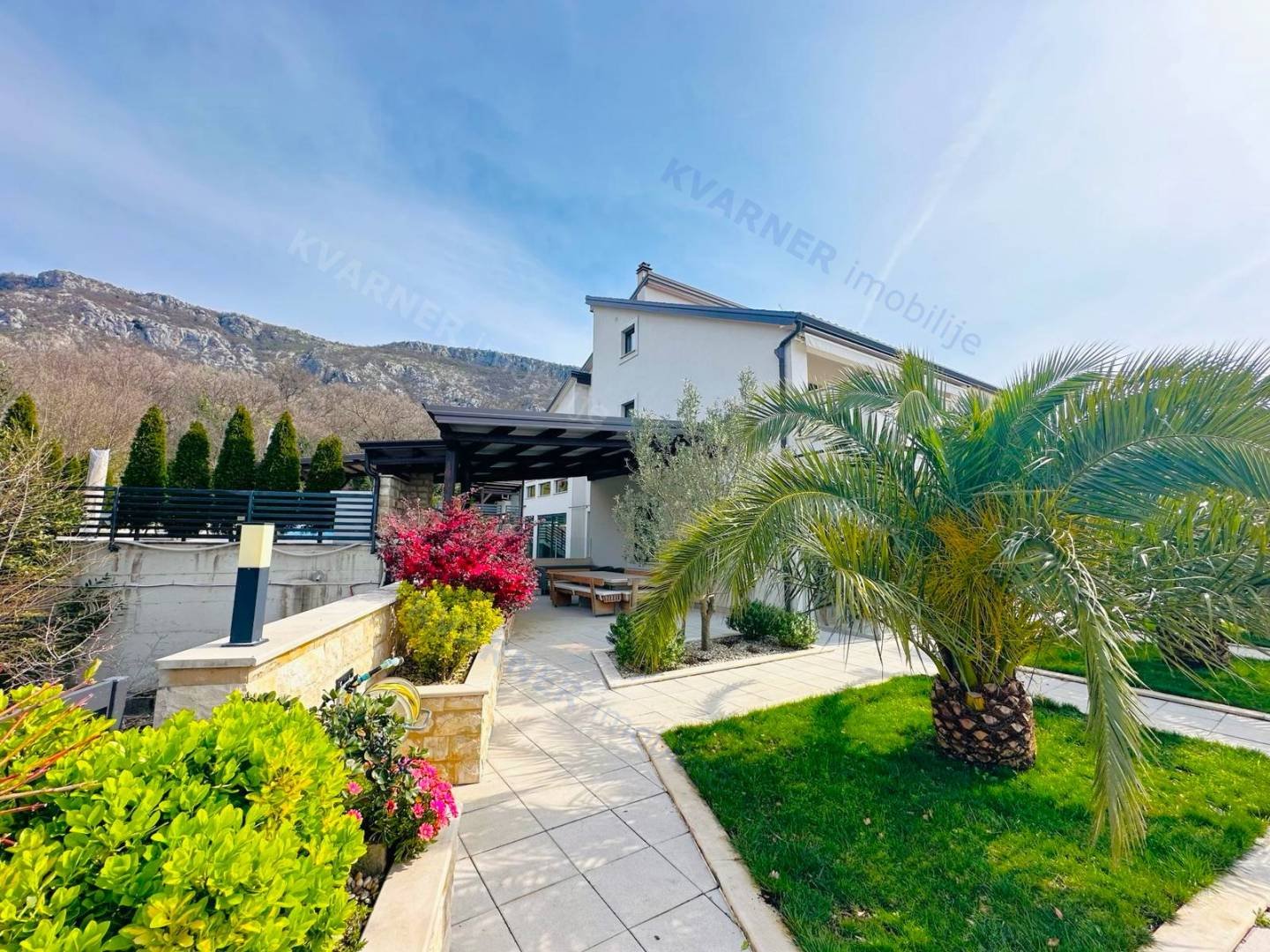 House For sale - Primorsko-goranska Crikvenica - foto 1/65