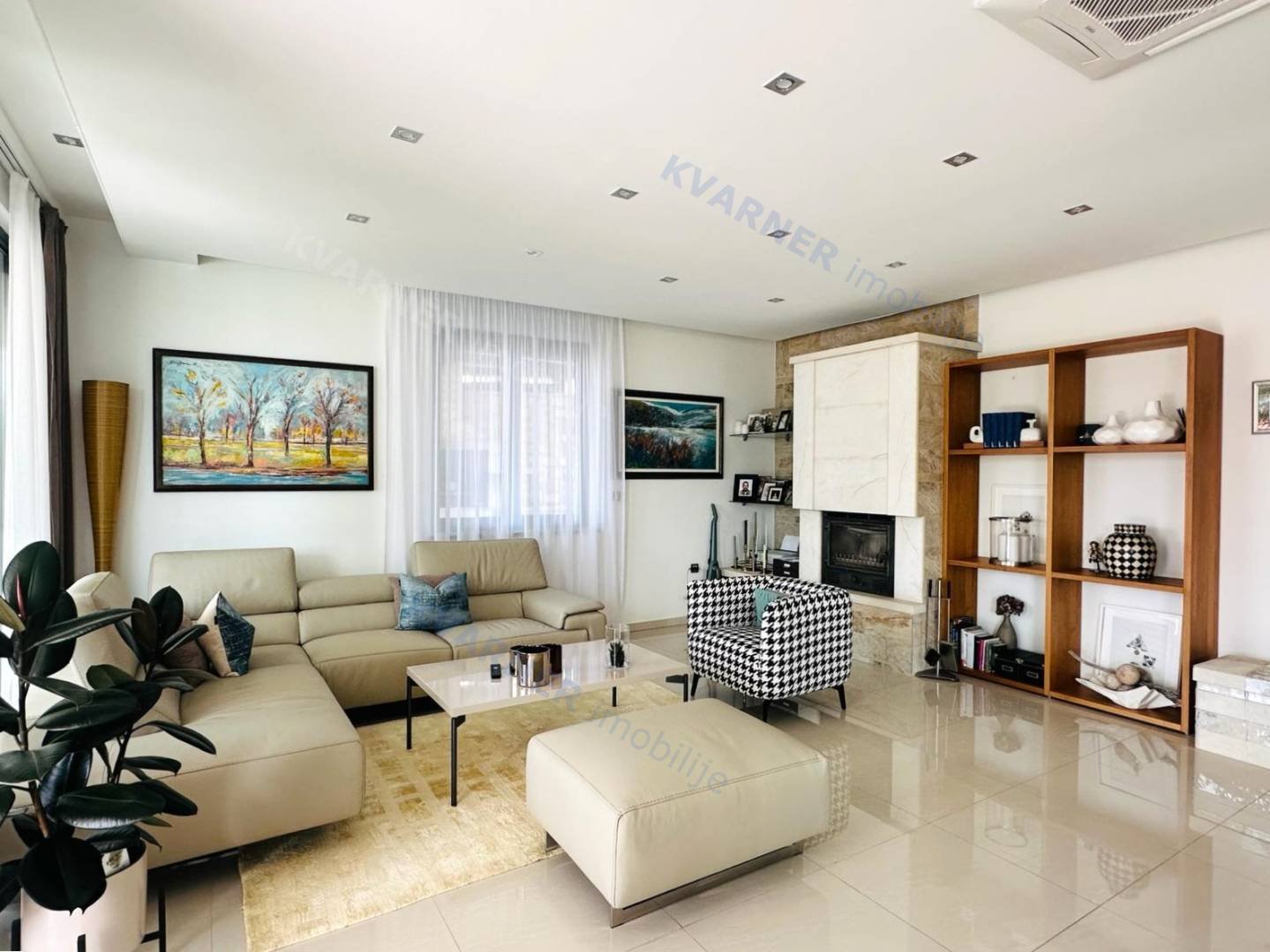 House For sale - Primorsko-goranska Crikvenica