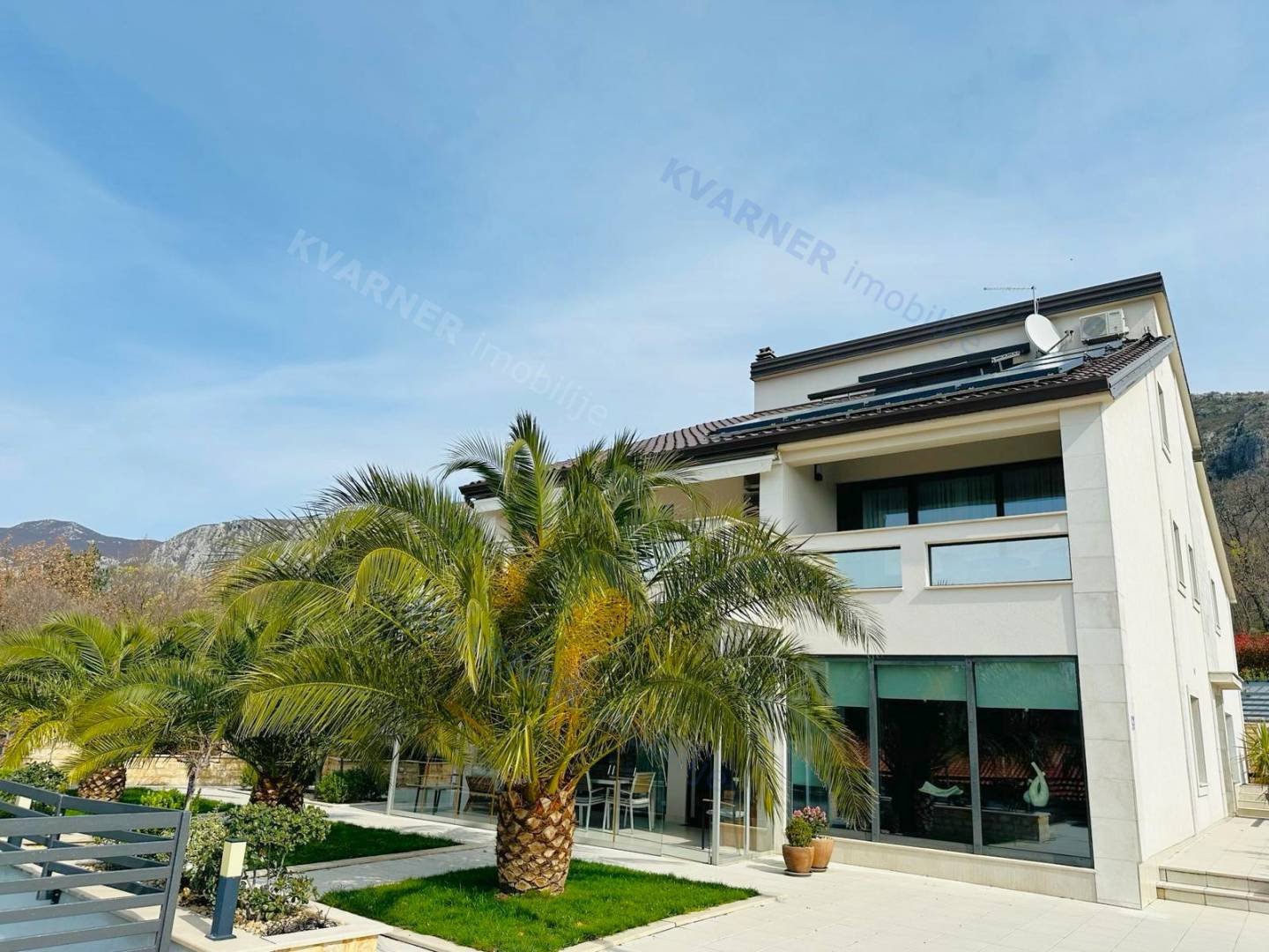 House For sale - Primorsko-goranska Crikvenica