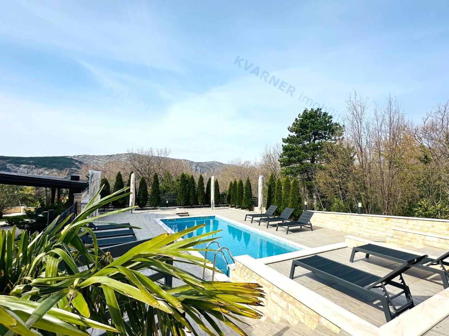 House For sale - Primorsko-goranska Crikvenica