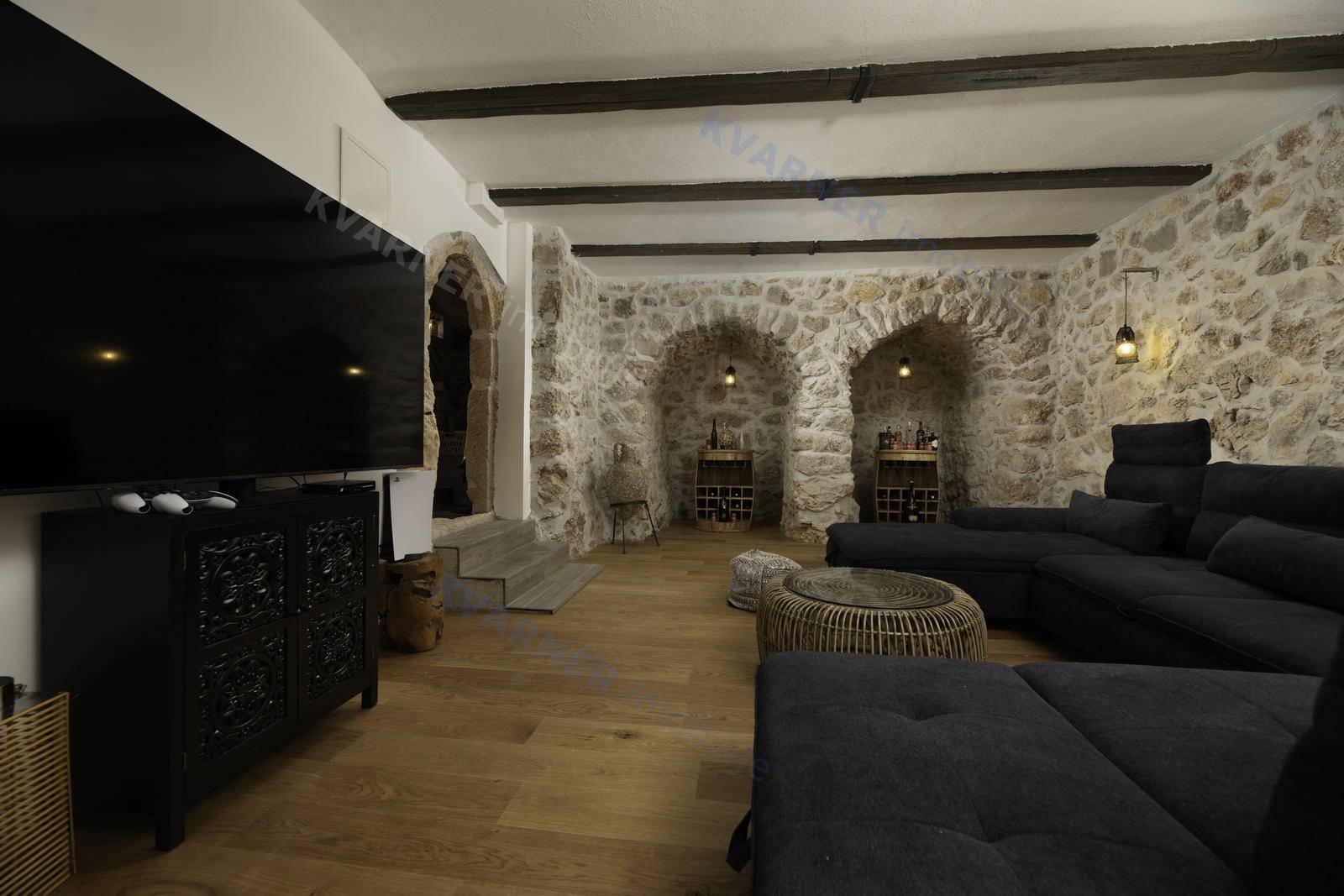 House For sale - Primorsko-goranska Vrbnik