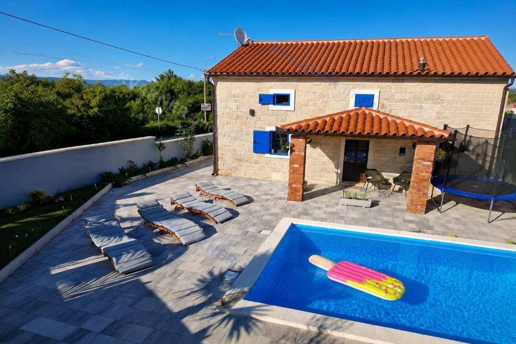 House For sale - Primorsko-goranska Malinska