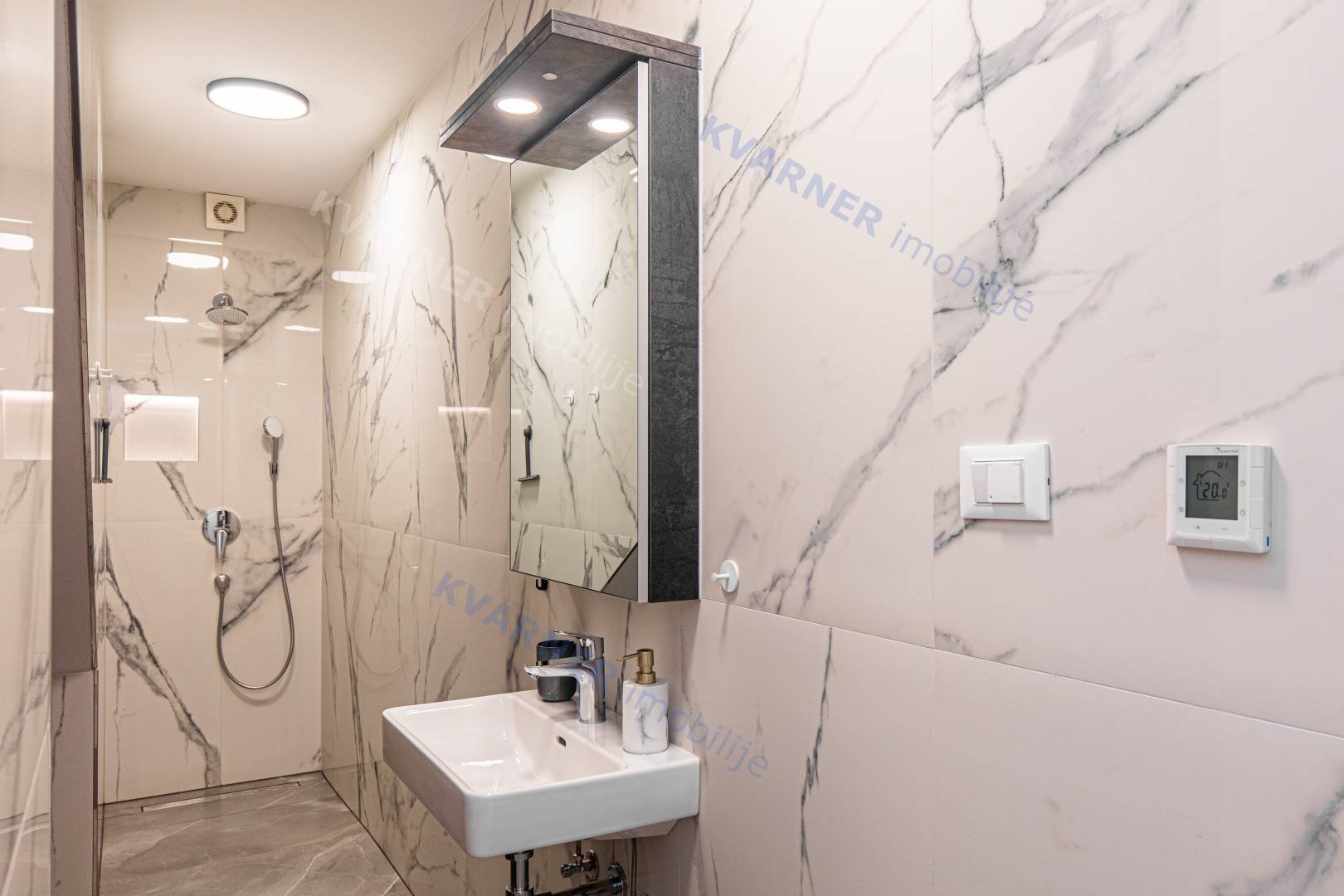 Apartment Zu verkaufen -  Njivice